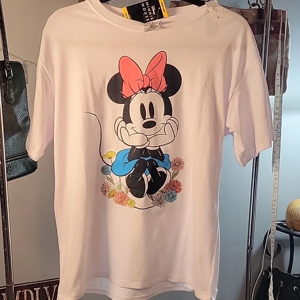 Disney Minnie Mouse t-shirts - Picture 1 of 2